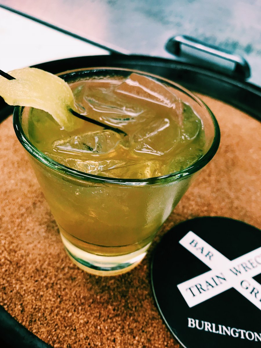 TrainWreckBar's tweet photo. It’s time for our #whiskeytuesday Featured Cocktail—Jim’s Ginger, $7 this evening from 5-9pm. Made with Jim Beam Bourbon, New Deal Ginger Liqueur &amp; ginger brew served over ice with a slice of candied ginger.

$1 OFF ALL WHISKEY, BOURBON &amp; SCOTCH! 🥃 https://t.co/mflZGTUlro