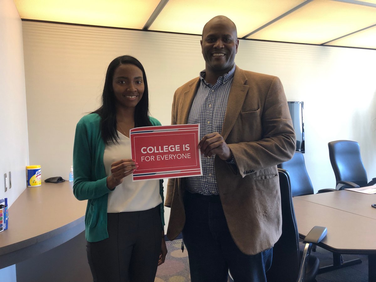 Detroit_CAN's tweet photo. Thank you to all Detroit representatives and senators who met with us for MCAN Advocacy Day! #MCANAdvocates #collegeis https://t.co/kbjwScwuIE