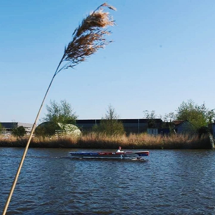 CLAFIS's tweet image. Afgelopen zaterdag is het #CLAFIS #Victron #Energy #Solar #Boat Team begonnen met een #proefvaart. Ze zijn weer klaar voor een nieuw #seizoen!