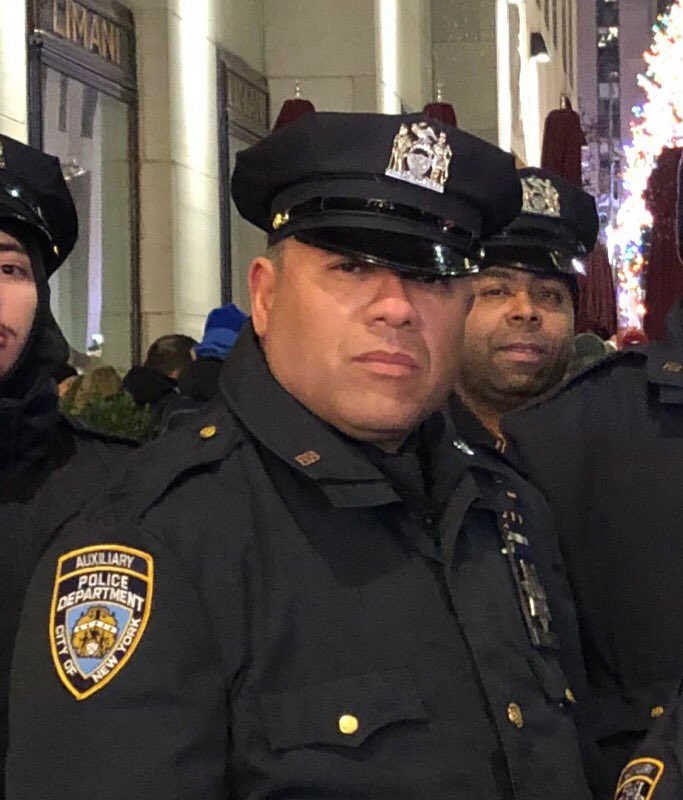 NYPDPSA6's tweet photo. Congratulations to APO Benjamin Garcia on reaching a milestone of 25 years of service to the NYPD Auxiliary Police Program! Thank you Ben for your continued service to the City of New York! We appreciate your dedication! https://t.co/JTsZwCgwBa