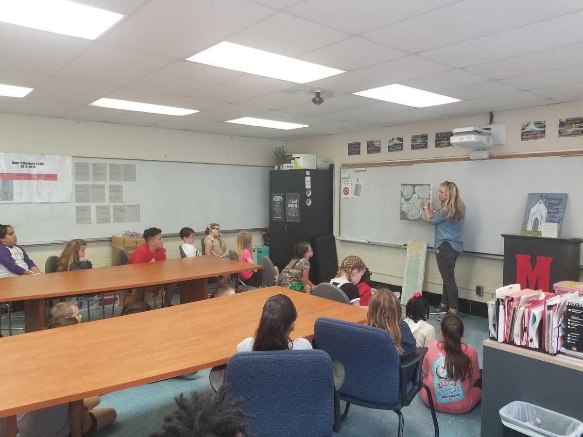 Career Speakers 2019-thank you <a href="/sshamner/">Stacey Hamner</a> from Reclaimed Spirit for your talk today! What a great message: "Sometimes you have to block out all the big stuff in life and focus on the little things that truly matter." This is her "Glympses of Life" piece!  <a href="/MSCSTrojans/">Muscle Shoals</a> #takechances