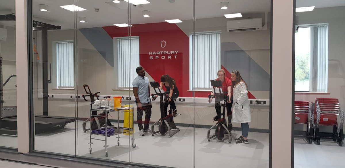 DrJFTFernandes's tweet photo. Our MSc strength and conditioning students got the chance to exercise in our new altitude chamber today! #2500m https://t.co/k0AxZeGzC6