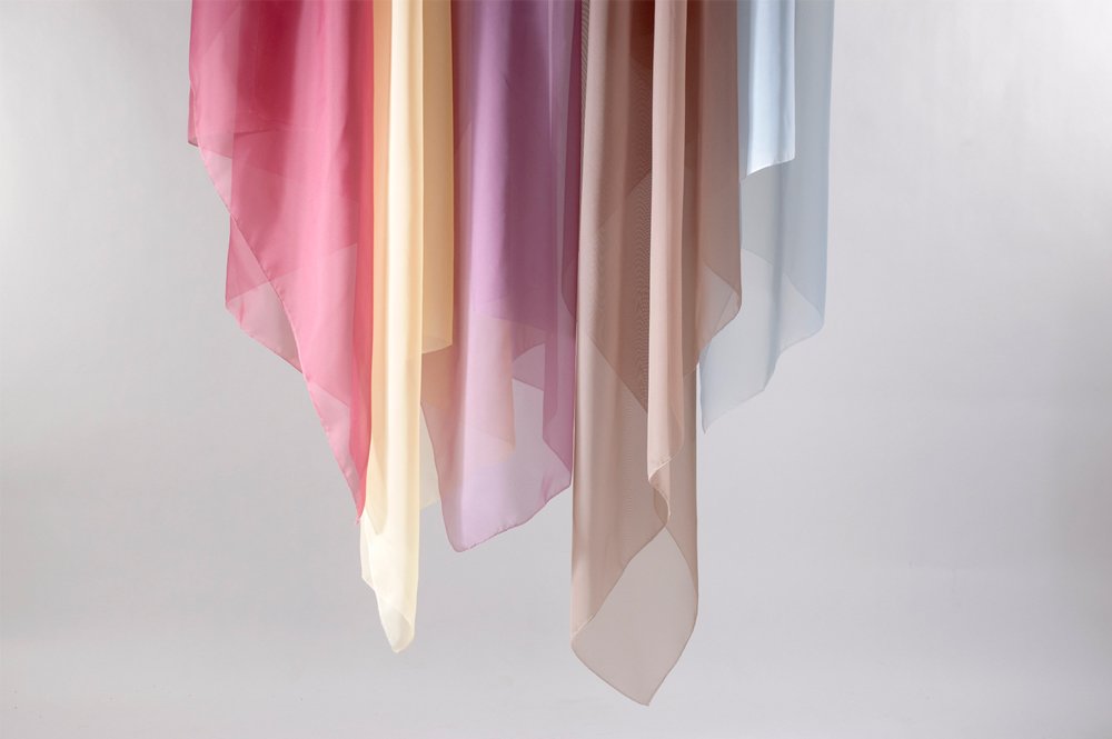Net_Curtains's tweet photo. Free sample service available for all made to measure curtains.

Simply send us an email with the samples you require and your postal address. https://t.co/hevzuBBmDG