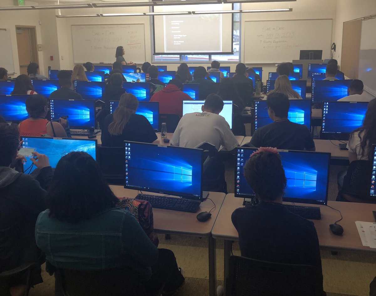 BHSBearcats1's tweet photo. Seniors at the Promise Program Orientation at Citrus College!  Getting ready for higher education.  #proudbearcats https://t.co/afhRpKSqya