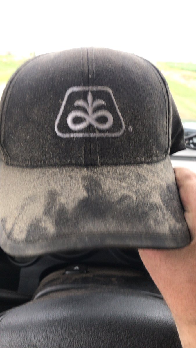 JjStoeckl's tweet photo. Day two of selling some pioneer seed. Hat is already dirty. We have a full soil profile. Let me know if you need any seeds! https://t.co/po7stGt4uW