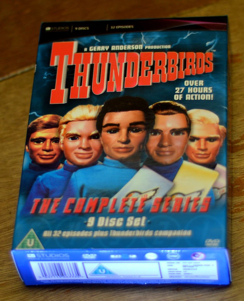vopiscus_bm's tweet photo. #RetroDVD of the day, #Thunderbirds box set, #GerryAnderson, 1964-66 and the movie adaptations #ThunderbirdsAreGo, 1966 and #Thunderbird6, 1968. Classic show, absolute classic theme, and training ground for many of Hollywood's great #VFX artists. https://t.co/WCR1fGVr7K