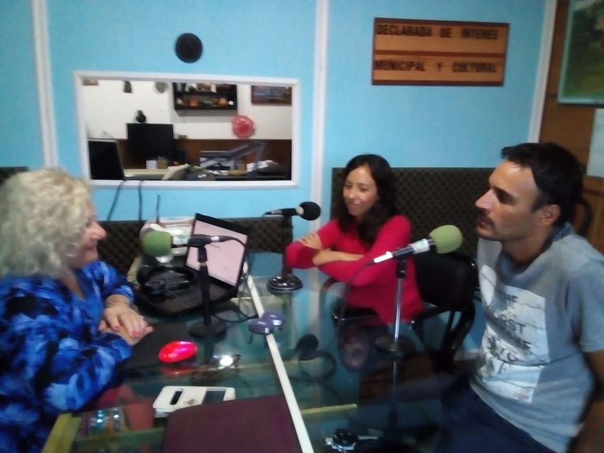 PoppyDemarco's tweet photo. Hoy estuvimos con @Rociomart84 en #FMIdentidad charlando sobre las próximas elecciones y la inauguración del #PoloCulturalColón. Gracias María Elena y @walter_pisacco por la invitación. https://t.co/oGp3GKE7zH