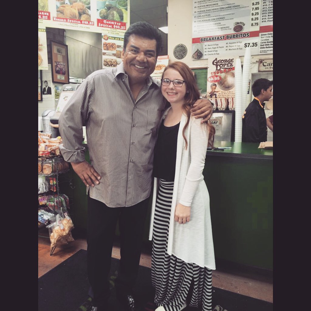 caitleigh_23's tweet image. SCREAMING HAPPY BIRTHDAY TO @georgelopez !!!!! I swear you never age!! Hope to see you soon!