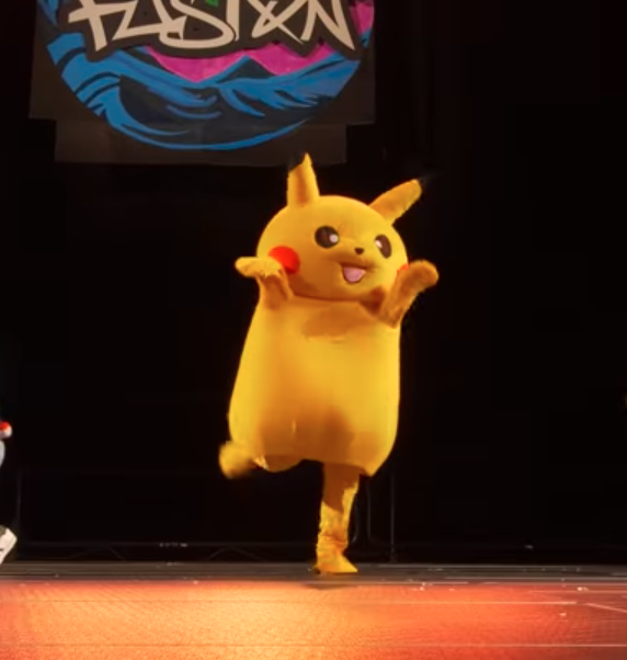 teamferosha's tweet photo. 2012 vs 2019 #PikaPika https://t.co/T6HTQsUV00