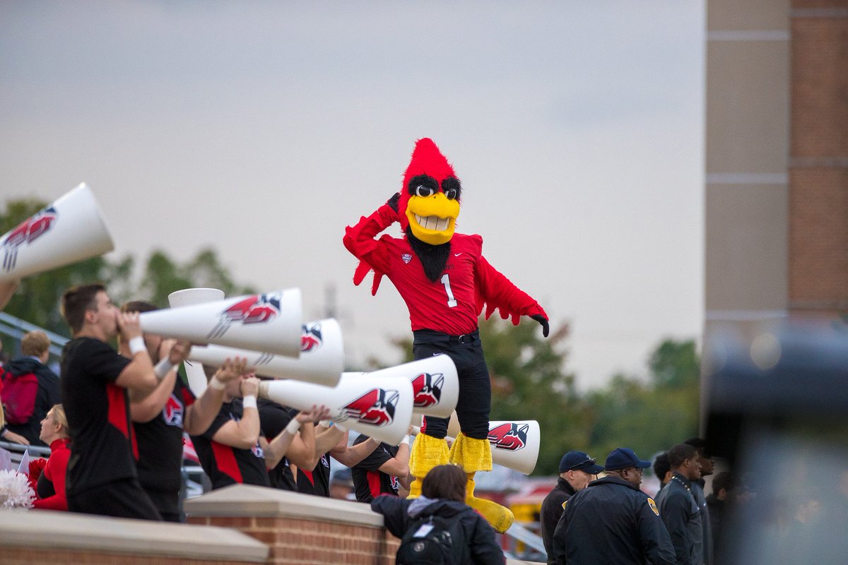 BallStateCVC's tweet photo. Are you looking for more information about our New Member Drive, our incentive this year, or how you can support all Ball State student-athletes? Check out https://t.co/iAywRr2kWv to learn more!

#JoinCVC #Referral #WeFly https://t.co/jozTnET5Rv