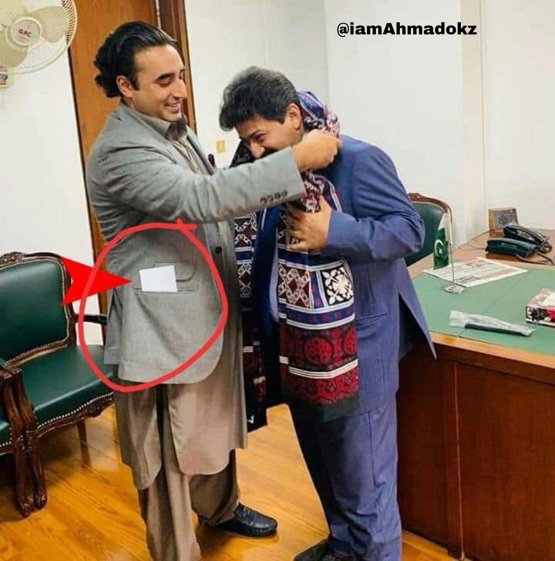 WazirAliTunio's tweet photo. P=Photoshp
T=Tehreek
I=Incompetence
Look at original and photoshop pictures 
کچھ شرم کرو
#سلیکٹ_وزیراعظم https://t.co/HjPHbPu3I8