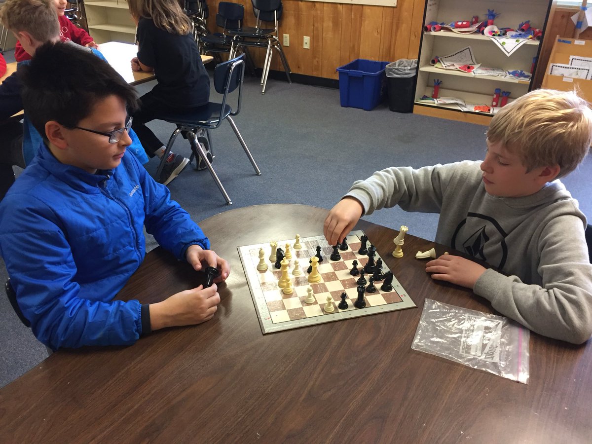 Montclair_BSD's tweet photo. 5th grade chess extraordinaire @Montclair_BSD https://t.co/IV8RUDguaf