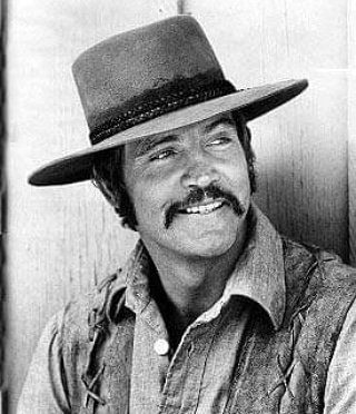 Happy birthday Lee Majors 