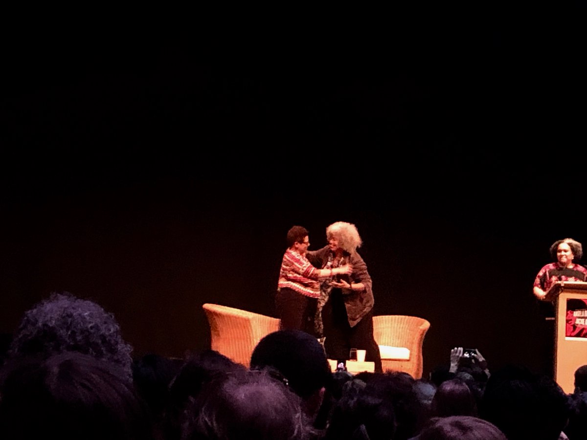 tylershores's tweet image. What a wonderful, memorable event -- Angela Davis in conversation with @JackieKayPoet, thanks to @DecolSocCam for making this happen in Cambridge @CASCambridge @CambridgeGender @Cambridge_Uni #AngelaDavis #Cambridge #JackieKay #DavisandKay