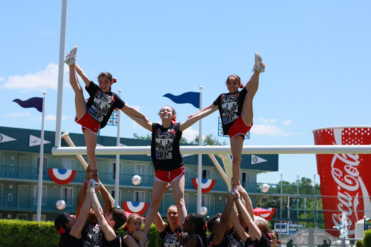 usacheer's tweet photo. #USAcheer is taking over Orlando 💪🏼🇺🇸 https://t.co/5YsgqKlXE8