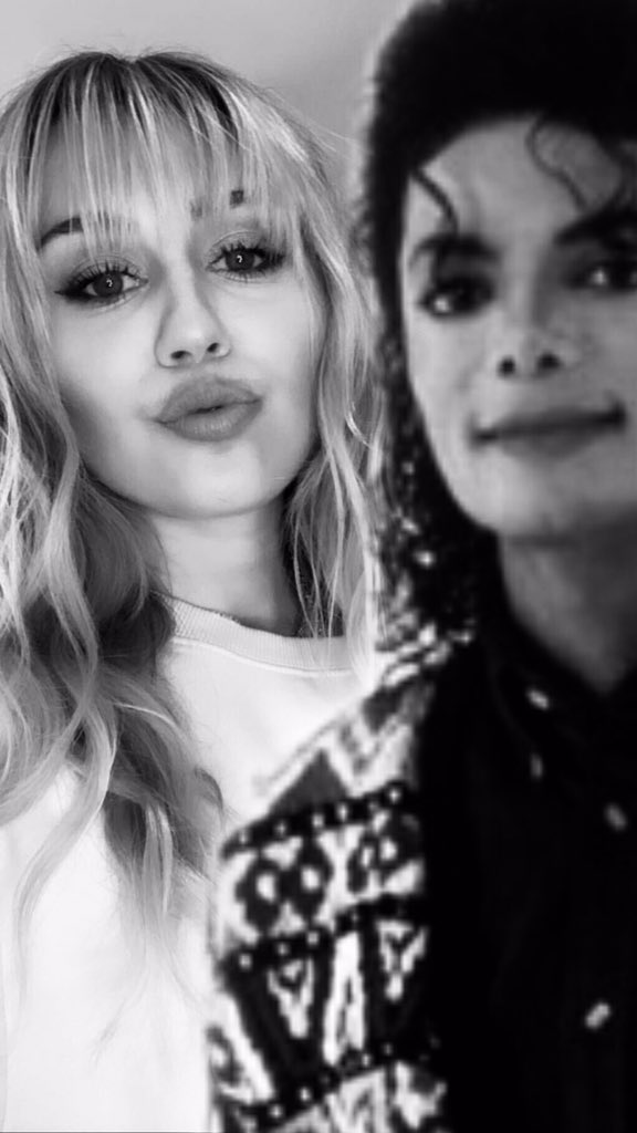 846C17's tweet photo. @MileyCyrus https://t.co/3t4tEibCGe