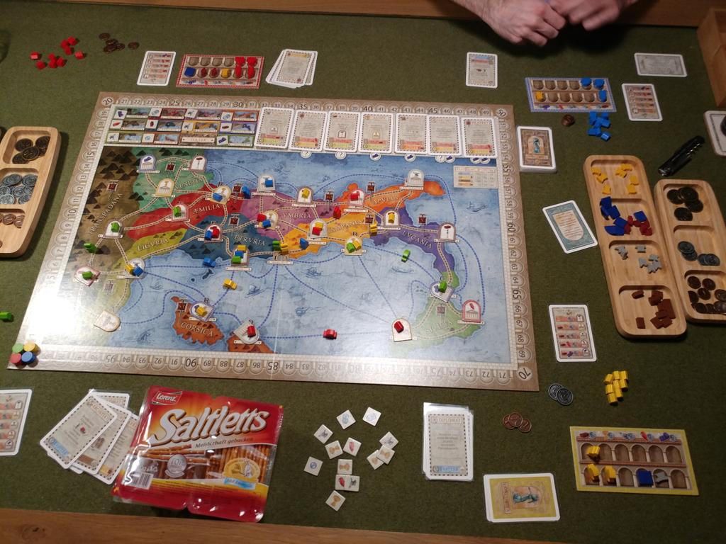 Spieletom's tweet photo. Und gleich danach noch ne Runde #Concordia in #Italien. Klasse #Spiel mit toller Mischung von #Strategie und #Taktik. https://t.co/Hq7WOlyk9y