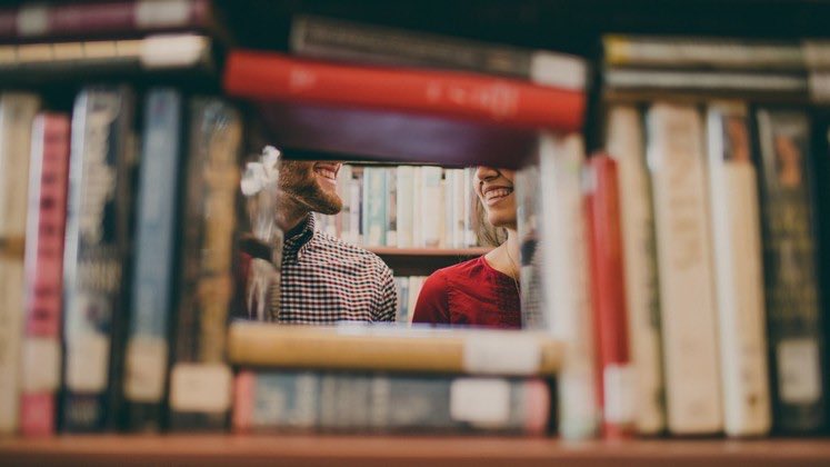 RT CODAapeldoorn: In het #cultuurhuis van de stad zijn er boeken voor iedereen. Ontdek ze tijdens de vele activiteiten; van Boekstart Inloop tot de leesclub van CODA Taalhuis. Bekijk het programma in de #bibliotheek > bit.ly/2GtwmhS #wereldboek…
