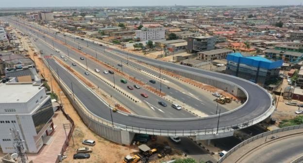 jimidisu's tweet photo. Photos: The New Airport Road To Be Commissioned By Buhari on Wednesday https://t.co/uUJDSIQxDv https://t.co/6BfCValr9o