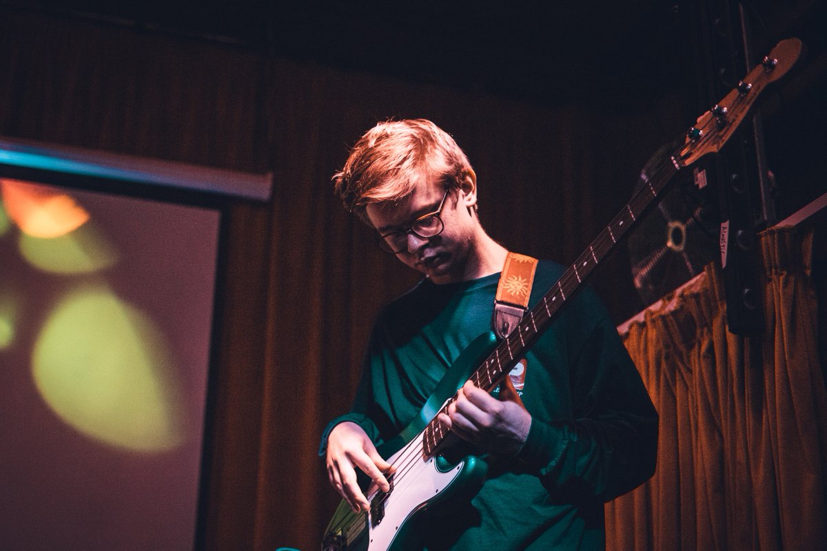 Diving Station tweet media