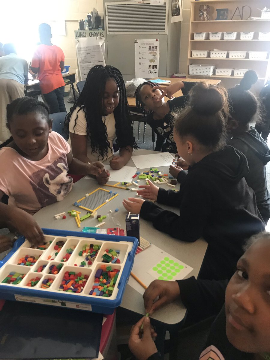 the_brandygrl75's tweet photo. Scenes &amp; themes take two. My 3rd grade #21stCentury students are building a scene and writing a story with a theme to showcase their work! @AisjaJones @nediggs @Killian_STEAM @franklinscsu @gore_mgore @PaigeMaloneKES https://t.co/Bel1Da6fZw