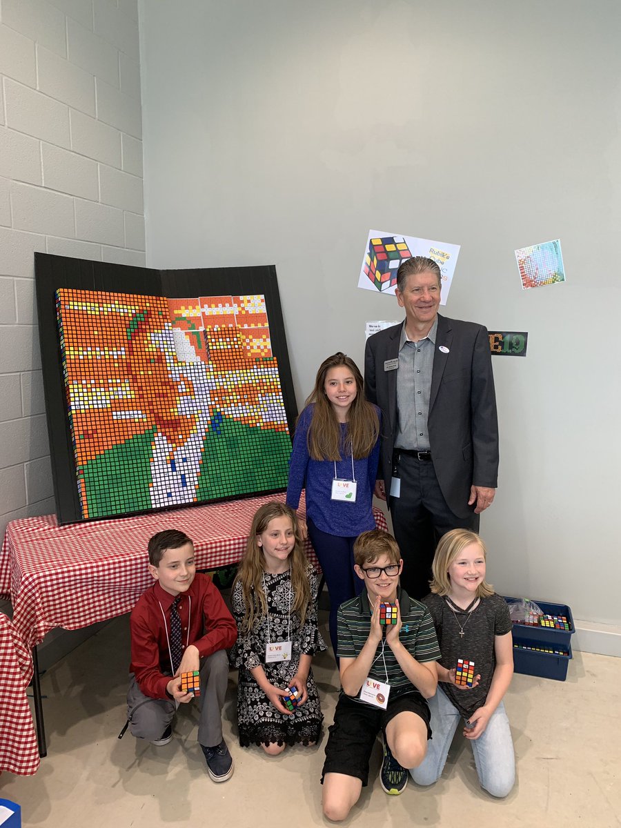 docrobbins17's tweet photo. Who can do the cube?! @GCISD 5th Grade #GTLEADers can! The mystery mosaic has been revealed, and it’s...@robinryan_gcisd! Each breakout session group worked hard to solve the face of 81 Rubik’s Cubes to create this awesome work of art! #youcandothecube #RubiksCube #mosaicmadness https://t.co/U0826xr4b2
