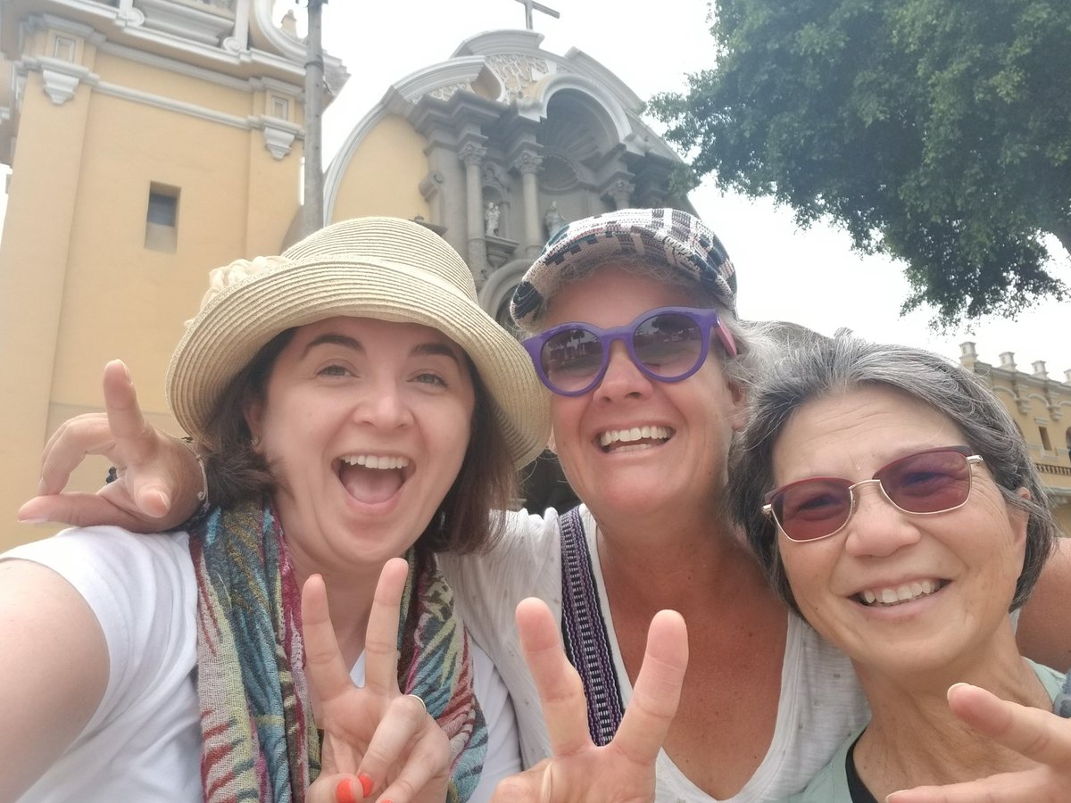 walk2connect's tweet photo. When traveling, check with our Community to find other Walk2Connect-ers! Here, our Member-Owners and Champions found each other in Lima and did a walking tour together!
#lifeat3mph #LimaPeru #Baranco #walkingtour https://t.co/LmHSqg5FCu