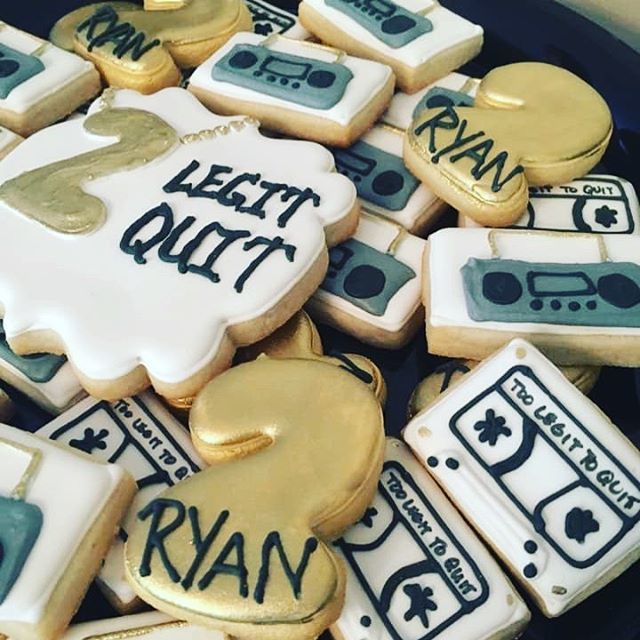 SweetSideSC's tweet photo. Y’all. Easter was fun, but I can’t wait to catch you up on some of the fabulous custom orders we worked on the last few weeks. •
First up? This birthday set for a pretty cool two-year-old! It may just be my favorite birthday party theme evah!
#twoleg… https://t.co/Ju03RZYvRe https://t.co/pscFf4DyCZ