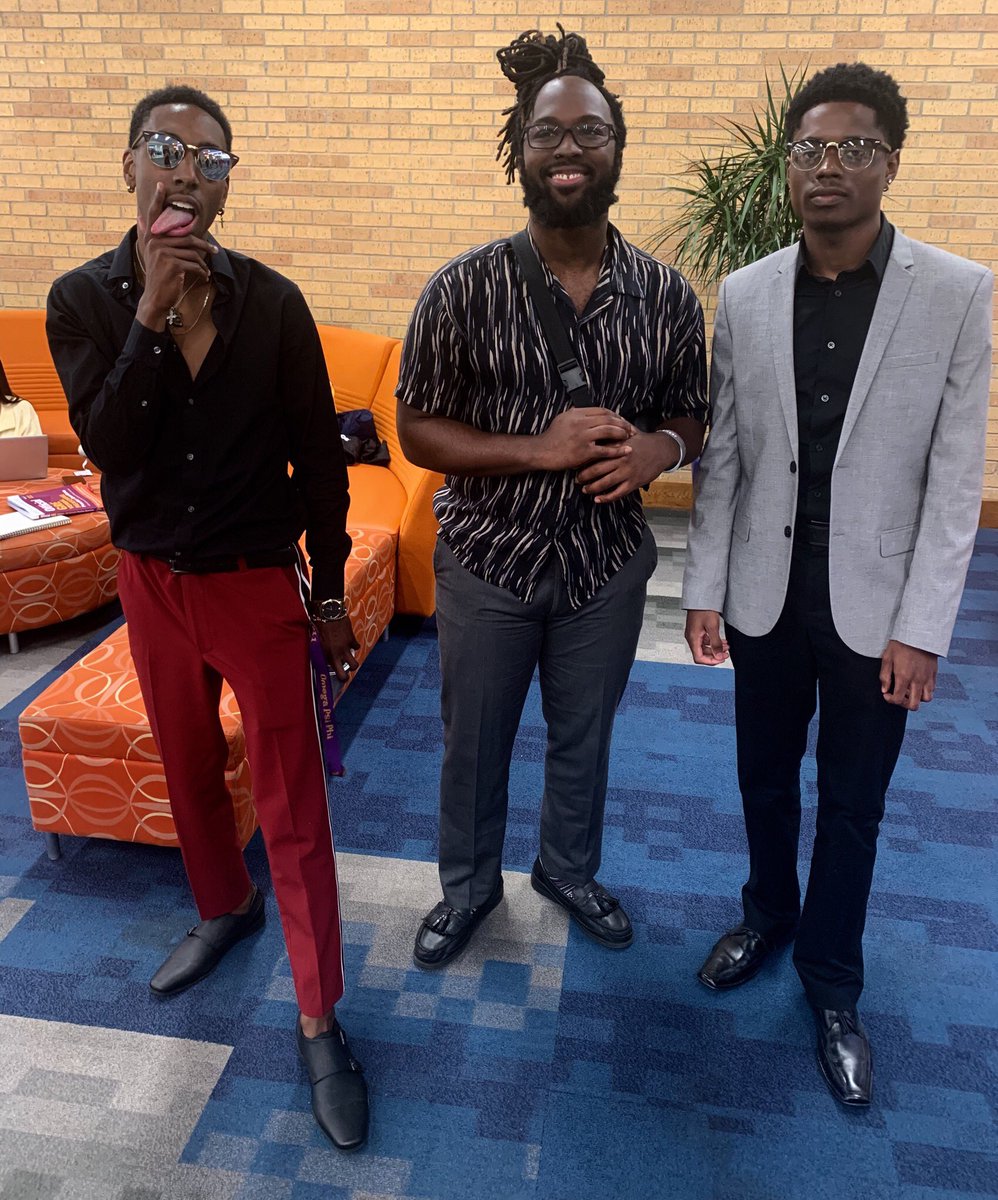 Cory_Mose's tweet photo. #HSOC19 since everyone already posted their pics 🤷🏾‍♂️ https://t.co/FnuMwisiWc