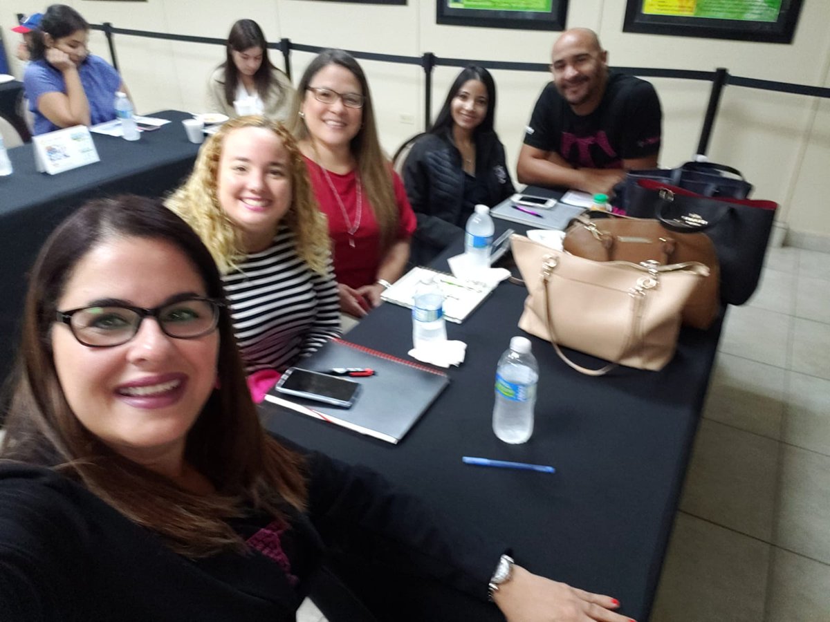 Taller en <a href="/SHRM_PR/">SHRM-PR</a> Disciplina Progresiva con <a href="/solcorujo/">Solange Corujo</a> como una de las facilitadoras. #1HR #PRHR #HRCrew #Training <a href="/tmobilecareers/">T-Mobile Careers</a>