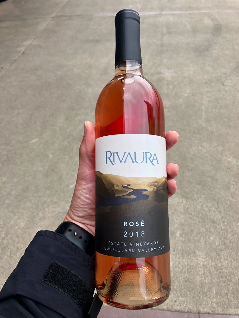 rivaura_wine's tweet photo. Big day for Rivaura....first EVER bottle off the line  #idahowines #VisitLCValley #greatnorthwestwine #lewisclarkwine https://t.co/iVBtKQYg3U