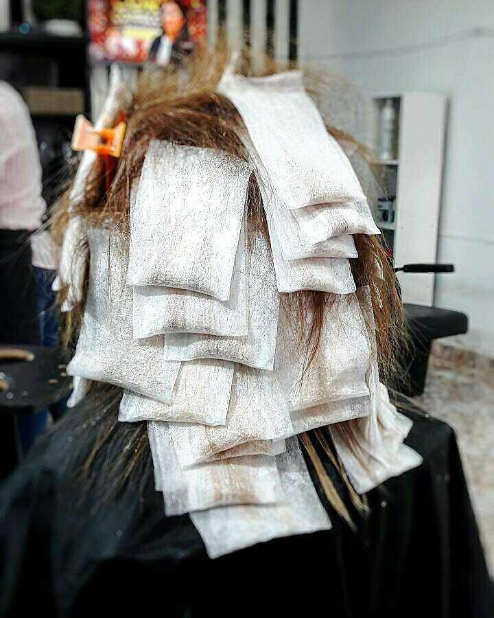 CamiloDuranm's tweet photo. 💥 Promo de Abril:
Batido de Color + Shock de Keratima + Corte = $1500
.
.
#Batidodecolor #MechasBatidas #MechasBalayage #Balayage #Mechas #Iluminacion #Degrade #Desgaste #TratamientosTermicos #ShockdeKeratina #MiCamarin https://t.co/awMPxfyDQM