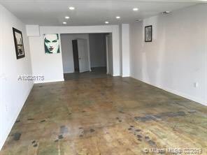 Get_Miami's tweet photo. WORK- LIVE SPACES !!!!Come and be part of this new great community. Fully remodeled Retail stores and offices in a very desirable Little River/Little Haiti location. Great exposure with parking in front. few to choose from in nice variety of sizes and prices, starting at1200 https://t.co/xeDHOQ65xb