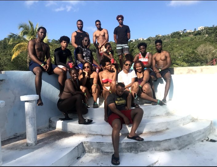 lukechapter27's tweet image. Season 2.