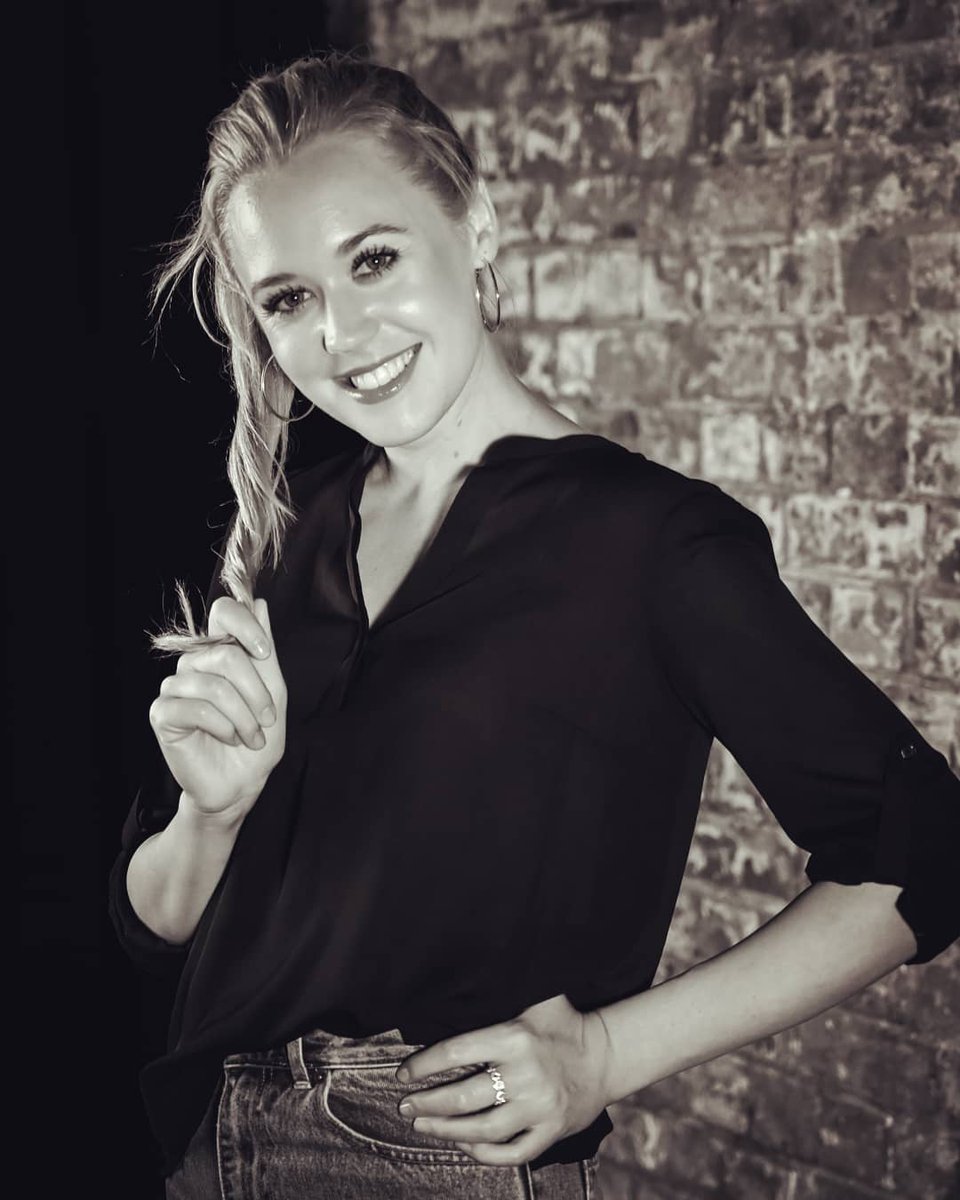 ClaraHelms's tweet photo. Every #morning:
We step out of the #darkness & into the #light.
Find your light & #shine #bright today
#nomistakes #newbeginnings #love #respect #findthelight #model #Nikon #Sydneymodel #makeup #stylist #ZSeriesAU #MyNikonLife #NikonZ7 #NikonZlenses #NikonEvents #liveinthemoment https://t.co/KOeTy3BNEL