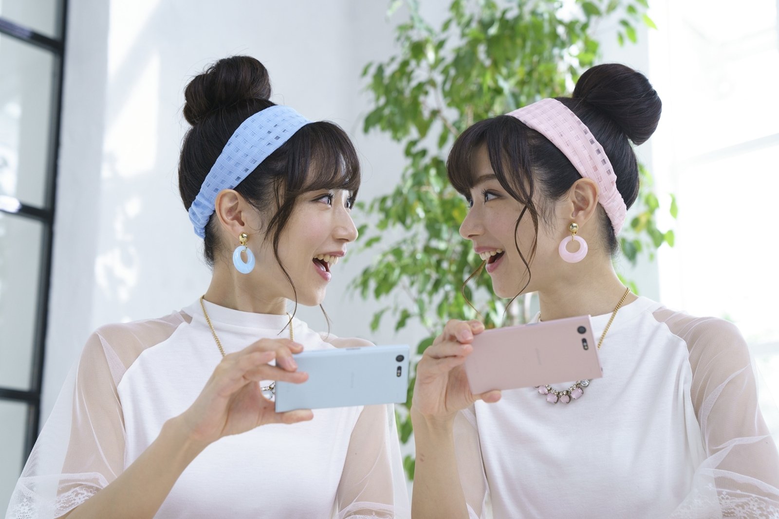 تويتر Mika Rika フリー素材アイドル على تويتر おはよ 今日の私たちは撮影へ 企業に訪問してくるよ グリーンバック背負ってね 初めての会社さん 緊張ドキドキ楽しみハラハラ みんなも良い一日を 写真は自由に使ってね 無料 フリー素材 フリー素材