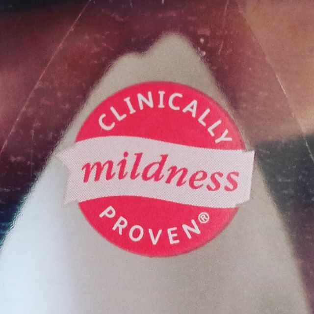 RonJonTony's tweet image. Tha fuck does this even mean?
On a bottle of Johnson and Johnson's baby oil. 
#baby #mildness bit.ly/2IA11hb