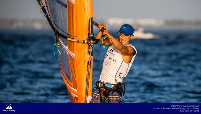 SailBiz_it's tweet photo. #Tokyo2020 un sorriso su cui scommettere
https://t.co/nzeVAoCfA2 #sailing #racing RS:X https://t.co/RN2kIIqJek