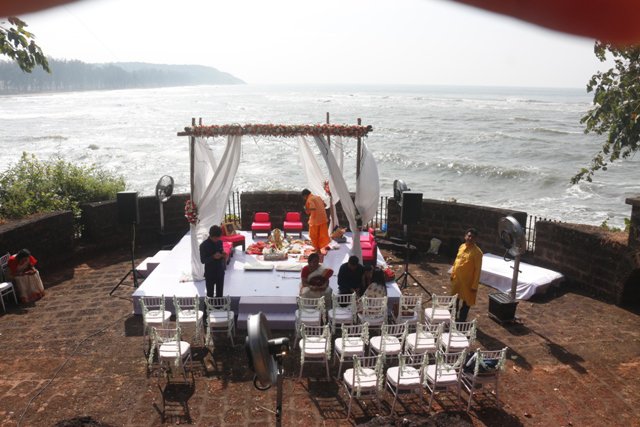 Treat your guests to a spectacular view as you say 'I do'. #wednesday #wedding #weddingmemories #destinations #seaview #seaside