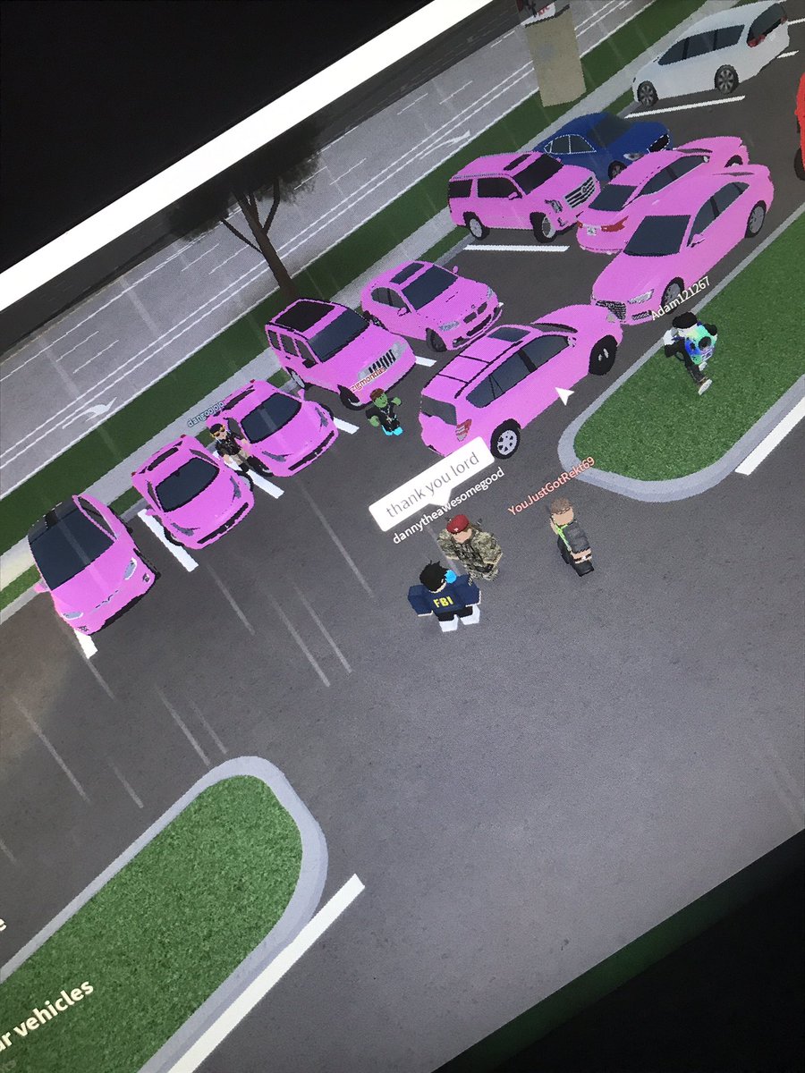 K15Tomboc's tweet photo. @AjectifyV1 hey i have a photo you might like  most of them like were the whole people in the game Tbh https://t.co/lXstH4OxEs