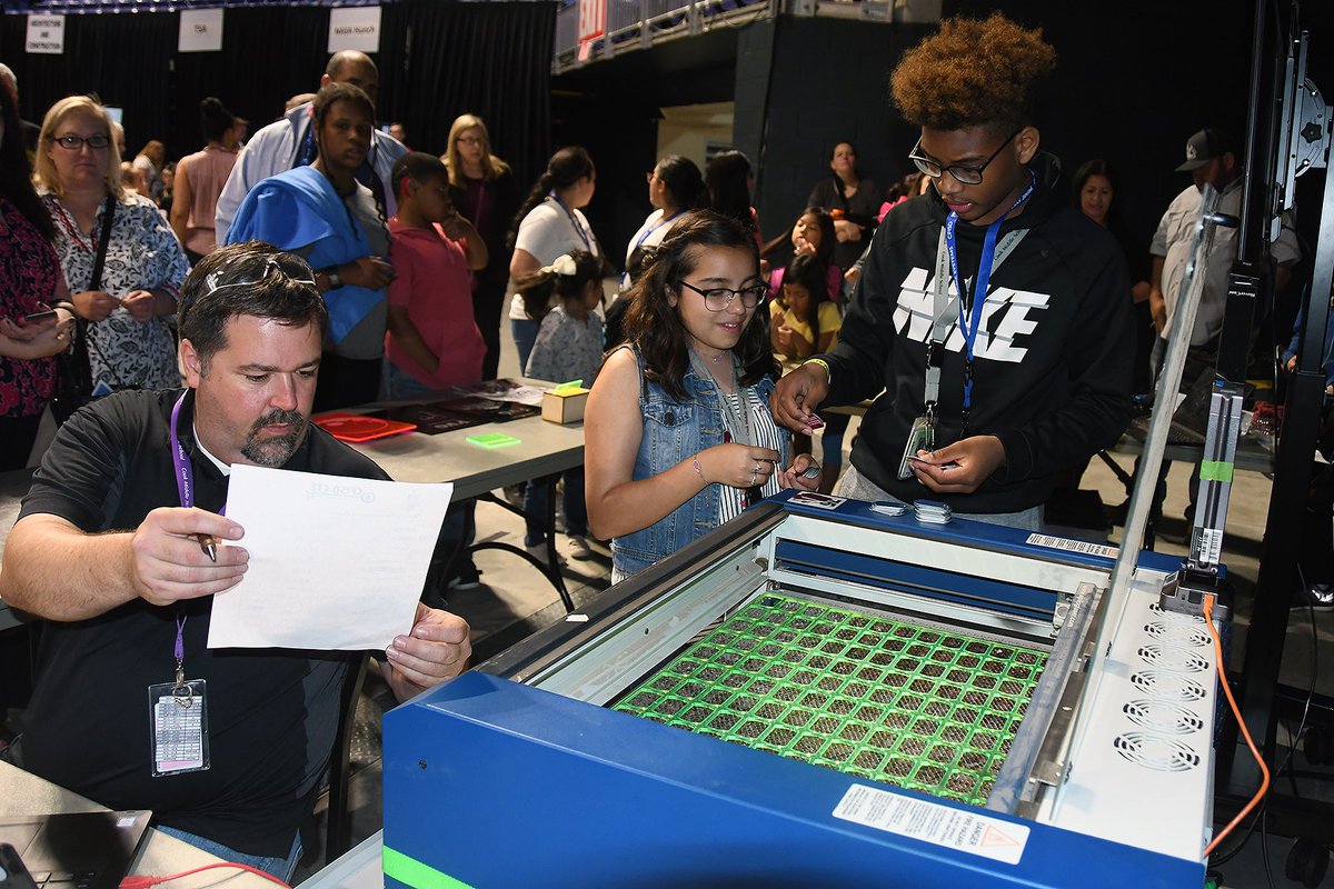 CyFairISD's tweet image. 10th annual #CFISDTechFest draws 3,750 guests | cfisd.net/en/news-media/… #CFISDforAll #TxEdTuesday #GoPublic