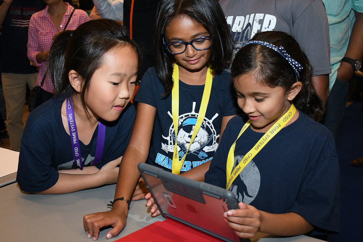CyFairISD's tweet image. 10th annual #CFISDTechFest draws 3,750 guests | cfisd.net/en/news-media/… #CFISDforAll #TxEdTuesday #GoPublic