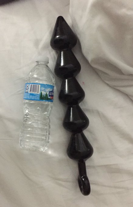 Watch Nikki Winters's leaked NSFW photo on TwXstars