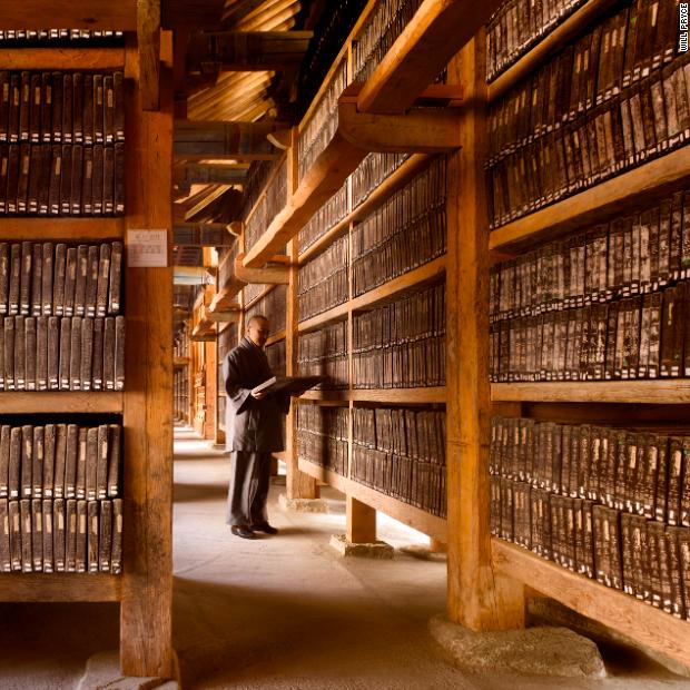 CNN's tweet image. These are some of the most exquisite libraries in the world cnn.it/2XEl15s #WorldBookDay