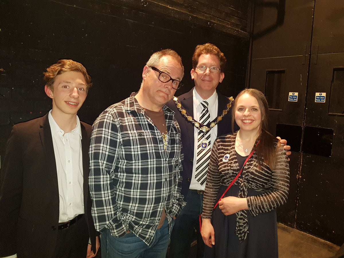 Another first class act at the @kentontheatre tonight. @TheRealJackDee in Henley! Supported by the hilarious Jake Lambert @LittleLostLad Great time was had by all except the guy who walked out...and the couple with small bladders...lookin' at you 'Greg'!