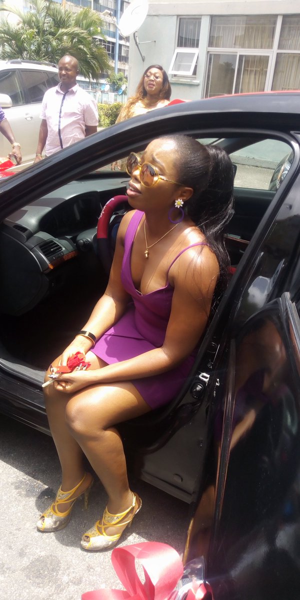 oluwatosin_Ts's tweet photo. If them hate tire,make them hang for wire, The fact still remains that Bamike has gone home with her dream car, Honda cross tour
Had a fun filled day today #bbnaija #BamBamAt30 #bamteddy https://t.co/SPxh40csNl