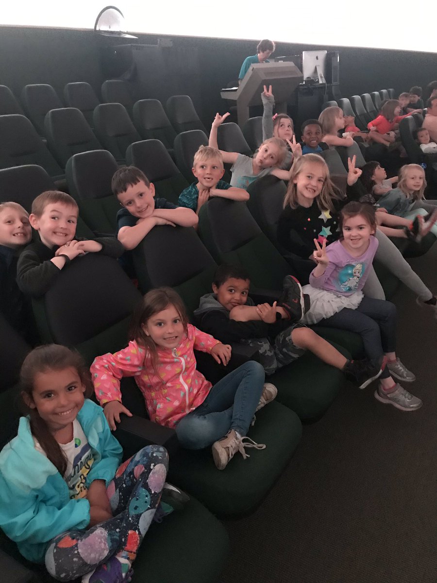 MissMirtsRBE's tweet photo. We had lots of fun learning about the planets and stars today at the Planetarium. The bus ride was fun too! https://t.co/EbocO8d3ov