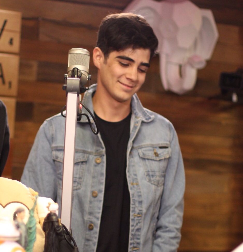 Ale19212334's tweet photo. Mi rayito de luz....Nuetro rayito de luz❣
@JosDice
#Siemprejuntosiempre
#StillWithJos https://t.co/BBQiIHmFA4