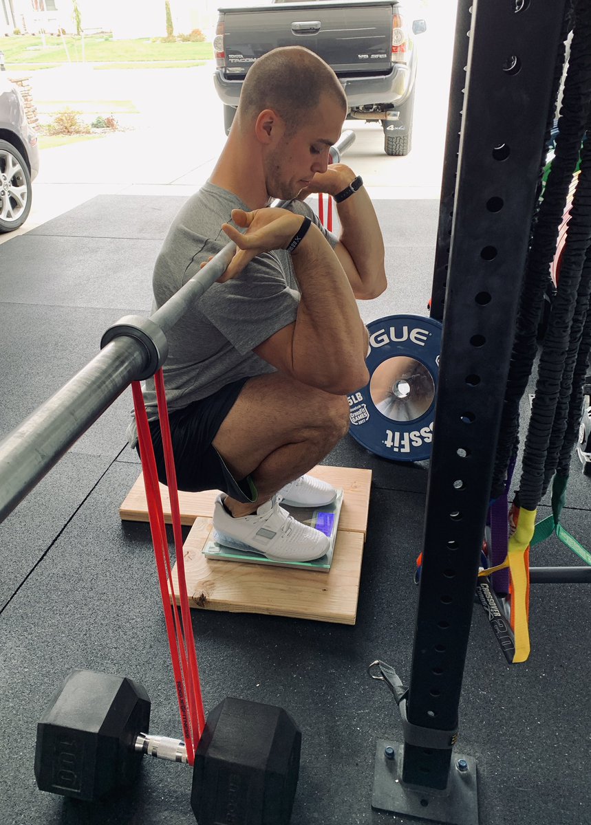 colesager35's tweet photo. When curiosity gets the best of you... 🤷🏼‍♂️

Red bands added 100# at the top and 50# at the bottom... FYI. Lol. #gamesprep https://t.co/fdChwslSjx