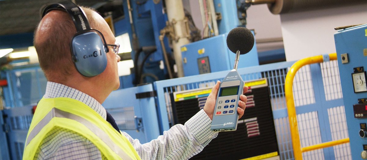 LIMPIATECH's tweet image. Limpieza, higiene y mantenimiento industrial, son factores determinantes en los proceso de producción, comercialización e imagen empresarial! La prioridad en materia de limpieza, indiscutiblemente es la salud de las personas, comunidades y, del ambiente, que es la base de todo!